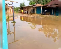 श्रीभूमि जिले के सिंगलाछड़ा बाजार की सड़क बनी जलभराव का केंद्र, लोगों में आक्रोश