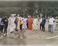 ग्राम पकड़ी में श्रीराम कथा स्थल का स्वामी रामदिनेशाचार्य जी महाराज ने स्थालीय निरीक्षण कर  व्यवस्थाओं का लिया जायजा