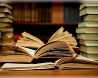 पुस्तकें ज्ञानियों की समाधि से मानवता के उजाले तक