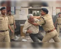 पीटा, बोला- मेरे दफ्तर में घुसा क्यों ?