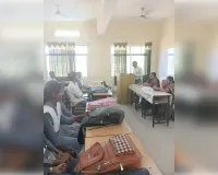 महाविद्यालय में महिलाओं के आर्थिक स्वावलंबन विषय पर परि चर्चा का आयोजन