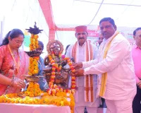 स्कूल चलो अभियान का भव्य आगाज, शिक्षा व स्वास्थ्य जागरूकता पर जोर