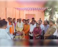 जेल रोड पावर हाउस में अभद्रता के विरोध में घेराव,जेई ने मांगी माफी