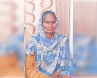 आवारा सांड के हमले से बेकाबू बैलगाड़ी ने ली बुजुर्ग महिला की जान, परिजनों मे मचा कोहराम