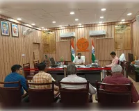 गौवंश आश्रय स्थलों के सुदृढ़ संचालन एवं सोलर सुविधाओं के स्थापना के संबंध में जिलाधिकारी ने की महत्वपूर्ण बैठक