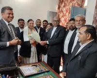 न्यायिक अधिकारियों का माल्यार्पण कर स्मृति चिन्ह, अंगवस्त्र देकर की गई भावभीनी विदाई