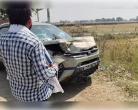 तेज रफ्तार कार का कहर: बाइक सवार दो बुजुर्गों की मौत