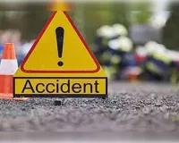 रीवा हाईवे पर भीषण सड़क हादसा, ट्रक की टक्कर से ट्रेलर घर में घुसी