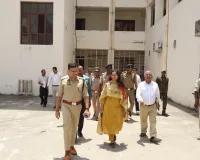 होमगार्ड्स लिखित परीक्षा–2025: सुरक्षा और व्यवस्थाओं पर कड़ी नजर, पुलिस अधीक्षक सोनभद्र ने किया परीक्षा केन्द्रों का औचक निरीक्षण