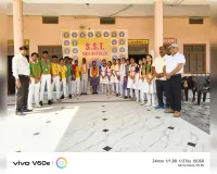 एस एस टी पव्लिक इंटर कॉलेज के प्रबंधक ने मेधावी छात्र-छात्राओं को किया सम्मानित 