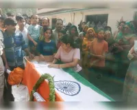 दिवंगत हवलदार प्रेमचंद्र पाण्डेय को गमजदा माहौल में दी गई अंतिम विदाई 