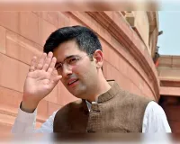 लोकप्रियता से विवाद तक का सफर