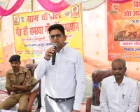 पात्रों को शासन की योजनाओं का मिले लाभः जिलाधिकारी