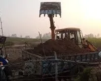 मिट्टी का अवैध खनन जोरों पर, जिम्मेदार बेखबर
