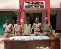 नैनी पुलिस ने मोबाइल चोर गिरोह के सदस्य को दबोचा, 45 चोरी के एंड्रॉयड फोन बरामद।