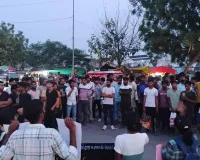 नीट 2026 पेपर लीक के खिलाफ़ दिशा छात्र संगठन द्वारा NTA चेयरमैन का पुतला दहन किया गया।