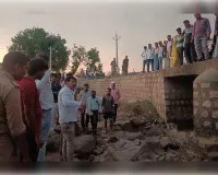असंतुलित बाइक सवार नाले में गिरा बाइक सवार की मौत