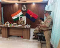 पुलिस अधीक्षक सोनभद्र द्वारा रिजर्व पुलिस लाइन चुर्क में शुक्रवार परेड की सलामी लेकर किया गया निरीक्षण