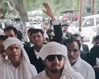 लखनऊ घटना के विरोध में प्रयागराज के अधिवक्ताओं का जोरदार प्रदर्शन।