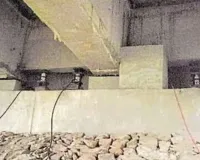 धोबा पुल: बख्तियारपुर-रजौली फोरलेन में बख्तियारपुर-रजौली धोबा पुलफोरलेन में दरार, मरम्मत शुरू