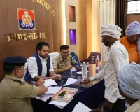 जिलाधिकारी चर्चित गौड़ एवं पुलिस अधीक्षक अभिषेक वर्मा द्वारा थाना रॉबर्ट्सगंज पर सुनी गयी जनसमस्याएं, जनपद के समस्त थानों पर आयोजित हुआ थाना समाधान दिवस
