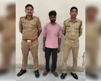 थाना चुनार पुलिस द्वारा नाबालिग को बहला-फुसला के शादी का झासा देकर दुष्कर्म के अभियोग से सम्बन्धित अभियुक्त गिरफ्ता