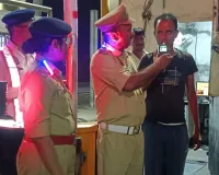 सोनभद्र पुलिस का ड्रिंक एंड ड्राइव के विरुद्ध अभियान जारी, यातायात नियमों का उल्लंघन करने वाले वाहनों पर की गई प्रभावी कार्यवाही