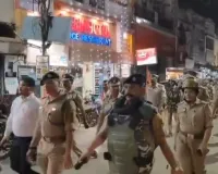 ईद-उल-अजहा (बकरीद) पर्व को सकुशल, शांतिपूर्ण एवं सौहार्दपूर्ण वातावरण में सम्पन्न कराये जाने हेतु सोनभद्र पुलिस अलर्ट, जनपद के विभिन्न थाना क्षेत्रों में किया गया फ्लैग मार्च एवं एरिया डोमिनेशन