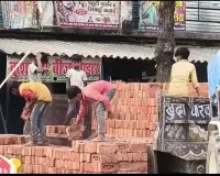 कुशीनगर: नाबालिग बच्चों से मजदूरी का वीडियो वायरल, जांच की उठी मांग