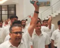 एक तरफ चलती रही LDA की कार्यशाला, दूसरी तरफ सील होते रहे कोचिंग संस्थान