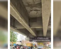 घाटमपुर के ओवरब्रिज का स्लैब टूटा