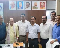 सुशील कुमार बच्चा को वित्त एवं लेखा अधिकारी पद परपदोन्नति होने पर हार्दिक बधाई एवं शुभकामनाएं प्रदान की।