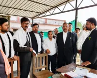 जनपद में फर्जी अधिवक्ताओं एवं मुंशियों के विरुद्ध सोनभद्र बार एसोसिएशन एवं डिस्ट्रिक्ट बार एसोसिएशन ने संयुक्त  रूप से   चलाया  सघन जांच अभियान