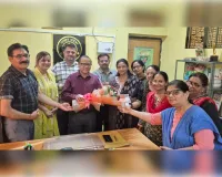 नवागत कार्यक्रम अधिकारी ने पदभार ग्रहण किया।