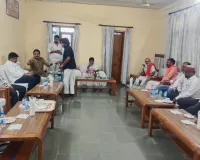 जनता दरबार में गूंजी कुलडोमरी के लेखपाल के खिलाफ शिकायत,  दिये जांच के निर्देश