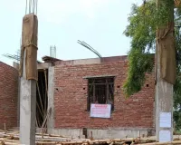फाफामऊ में पीडीए का बड़ा अभियान: आधा दर्जन अवैध निर्माण सील, ।