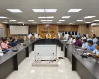 जिलाधिकारी एवं पुलिस अधीक्षक बस्ती आगामी त्योहार मोहर्रम को सकुशल एवं शांतिपूर्ण सम्पन्न कराने के दृष्टिगत कलेक्ट्रेट सभागार कक्ष में पीस कमेटी की मीटिंग 