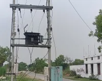 तीन दिनों से फुंका ट्रांसफार्मर, भीषण गर्मी में अंधेरे में डूबा जमुरावा गांव, विभाग बना मूकदर्शक