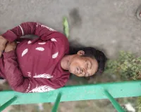 डांडी क्षेत्र में सड़क किनारे अज्ञात युवक का शव,पुलिस शिनाख़्त करने मे जुटी 