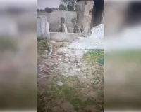 मीरजापुर: प्राथमिक विद्यालय की दीवार गिरने से 7 वर्षीय मासूम की दर्दनाक मौत, गांव में पसरा मातम