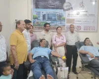 ब्लड मैन निर्मल जैन ने 101वीं बार रक्तदान कर किया रक्तदान शिविर का उद्घाटन