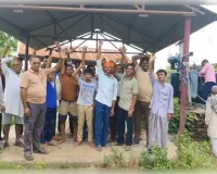 गांव कोटकी में तीन दिन से खराब पड़ा 250 केवीए ट्रांसफार्मर,पानी की बूंद-बूंद को तरसे ग्रामीण