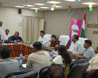 जिलाधिकारी ईशा प्रिया की अध्यक्षता में संचारी रोग नियंत्रण एवं दस्तक अभियान की समीक्षा बैठक सम्पन्न