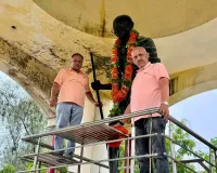 ये इस्तीफ़ा नहीं, इंक़लाब है! - अमिताभ 