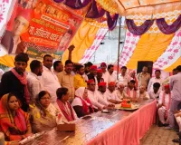 सपाइयों ने रक्तदान व पौधरोपण के साथ मनाया अखिलेश यादव का जन्मदिन