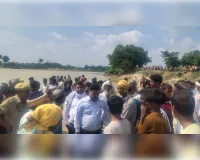 सिद्धार्थनगर : बैदौली घाट पर अंतिम संस्कार के दौरान तीन युवक नदी में डूबे, तलाश  जारी