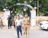 पुलिस आयुक्त व जिलाधिकारी ने यूपीटीईटी परीक्षा केंद्रों का किया निरीक्षण,।