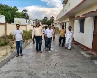 सीएमओ का औचक निरीक्षण: पड़री में जांची ओपीडी, लैब, वार्ड व डिलीवरी रूम; शिवगढ़ अस्पताल में घटिया निर्माण व अधूरे कार्य पर ठेकेदार को फटकार, मानक पूरा होने पर ही हैंडओवर का निर्देश