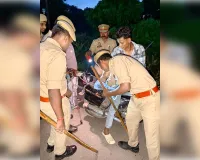 दुबौला चौकी प्रभारी विवेकानंद तिवारी ने चलाया सघन वाहन चेकिंग अभियान, हेलमेट पहनने और यातायात नियमों के पालन की अपील