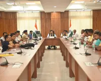 धेमाजी जिला आयुक कार्यालय सभाकक्ष में मंत्री रणुज पेगू,अतुल बोरा के साथ टीएमपीके के सहित कई दल संघटनो के प्रतिनिधियों से बैठक